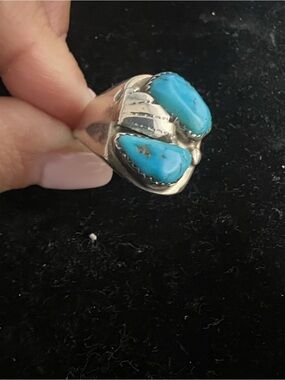 Native signed vintage men’s turquoise HEAVY ring